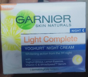 Garnier Light Complete Night Cream