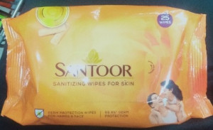 Santoor Santizing Wipes